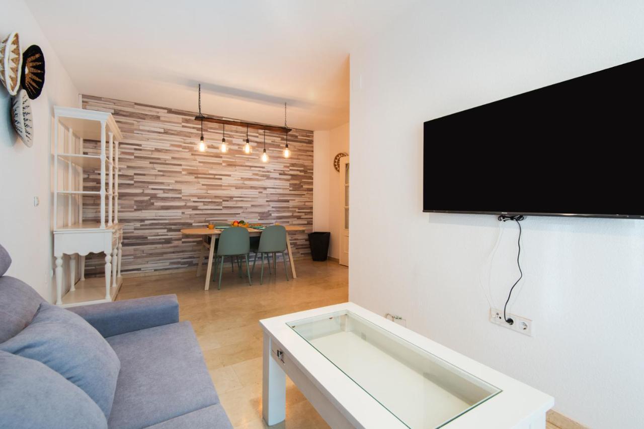 The 1St Corner Central Apartments Малага Екстериор снимка