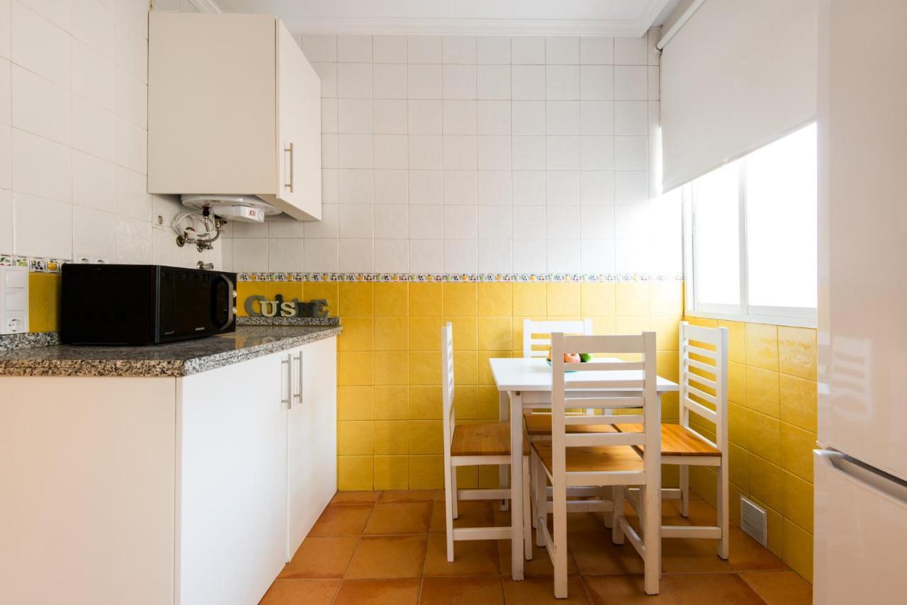 The 1St Corner Central Apartments Малага Екстериор снимка